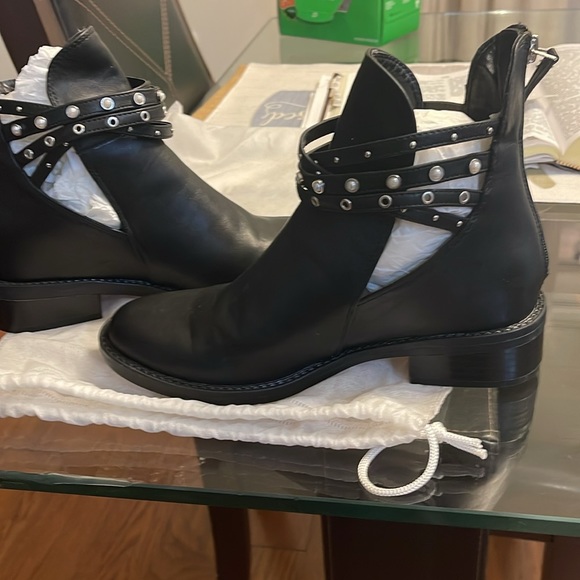 Nine West ankle boots with embellishments - Picture 8 of 11